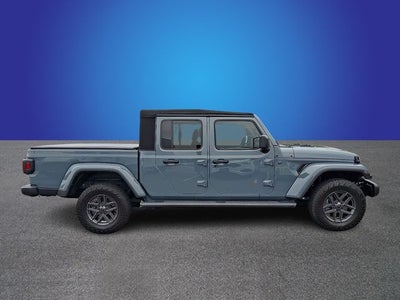2024 Jeep Gladiator Sport S