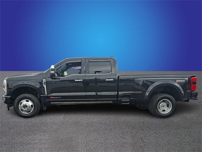 2023 Ford F-350SD Platinum