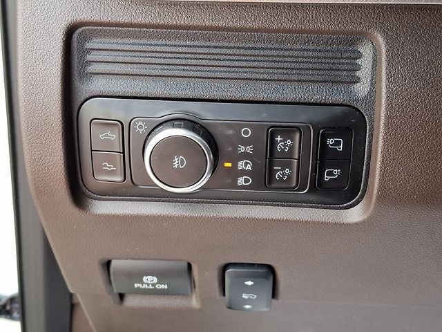 2025 Ford F-450SD King Ranch DRW
