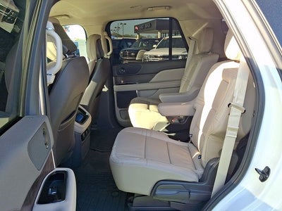 2024 Lincoln Navigator Premiere