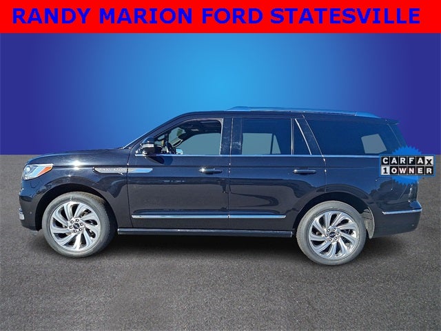 2024 Lincoln Navigator Premiere