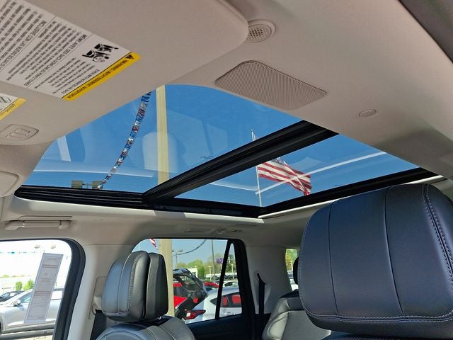 2025 Lincoln Navigator L Reserve