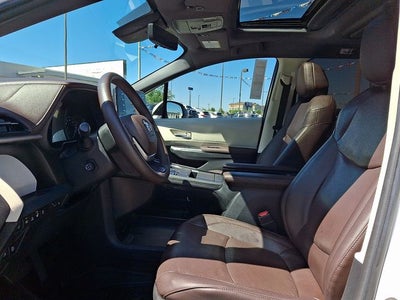 2022 Toyota Sienna Platinum 7 Passenger