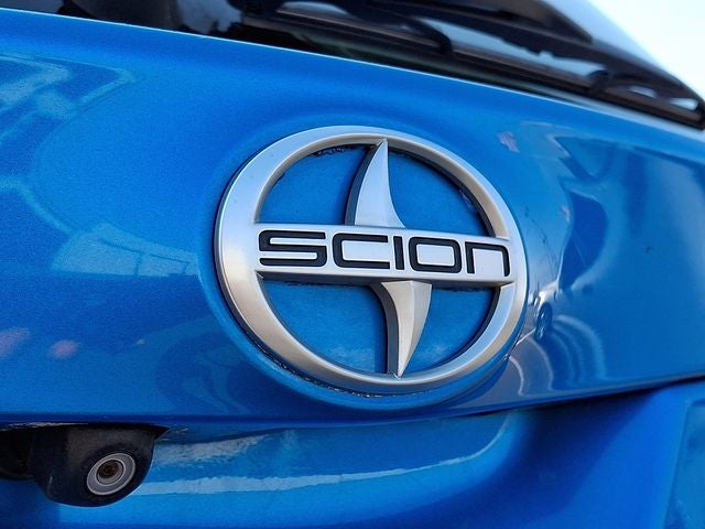 2016 Scion iM Base