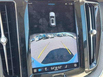 2023 Volvo XC60 B6 Ultimate Bright Theme