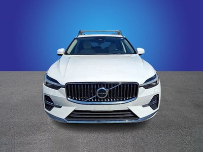 2023 Volvo XC60 B6 Ultimate Bright Theme