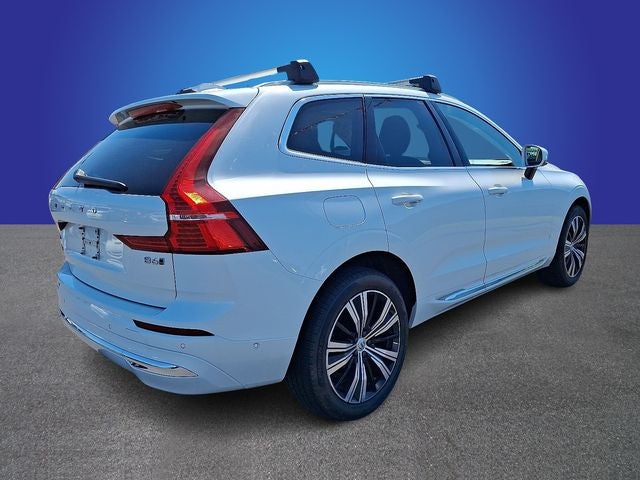 2023 Volvo XC60 B6 Ultimate Bright Theme
