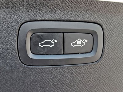2019 Volvo XC90 T5 Momentum