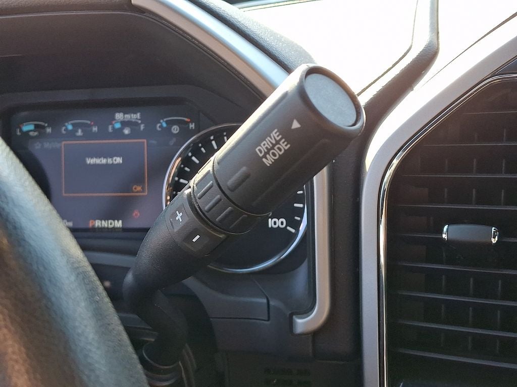 2022 Ford F-350SD Lariat