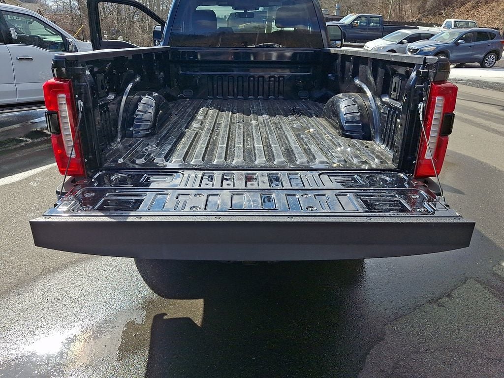 2023 Ford F-350SD XLT