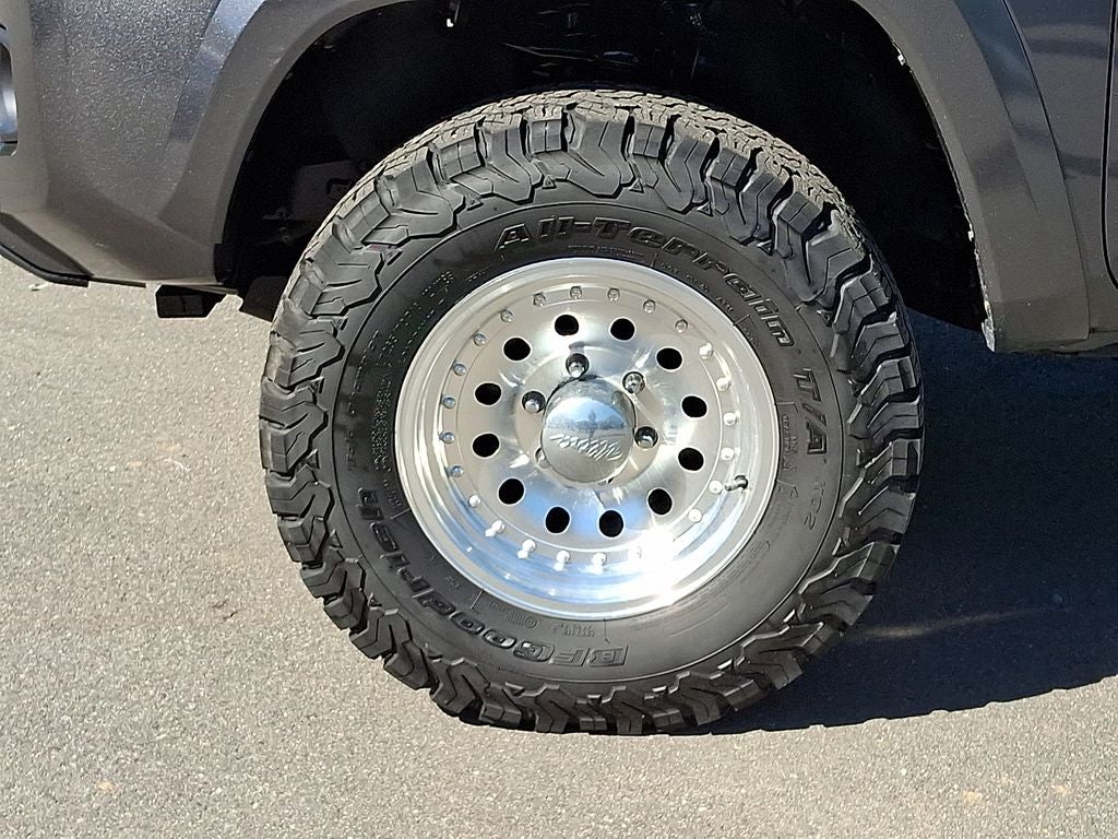 2023 Toyota Tacoma SR5 V6