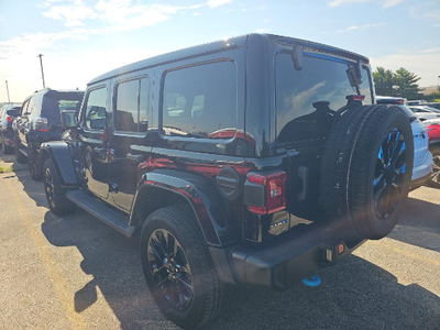 2023 Jeep Wrangler Sahara Sky One-Touch Top