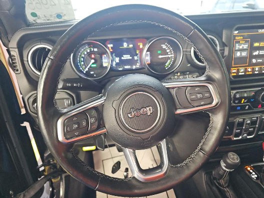 2023 Jeep Wrangler Sahara Sky One-Touch Top
