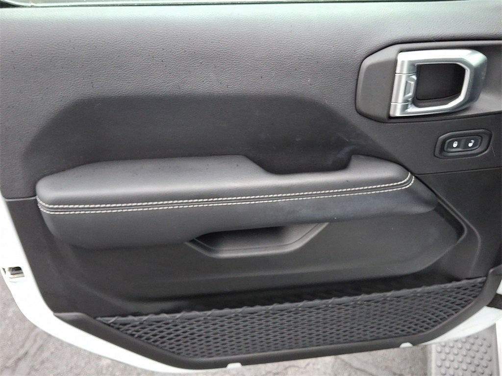 2022 Jeep Wrangler Unlimited Sahara 4x4