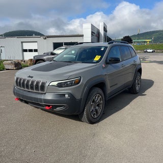 2023 Jeep Cherokee Trailhawk