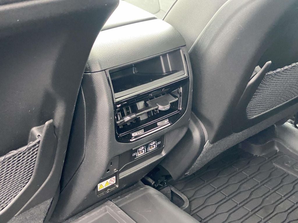 2026 Jeep Grand Cherokee GRAND CHEROKEE LAREDO X 4X2