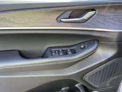 2027 Jeep Grand Cherokee GRAND CHEROKEE LAREDO ALTITUDE 4X2