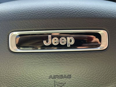 2027 Jeep Grand Cherokee GRAND CHEROKEE LAREDO ALTITUDE 4X2