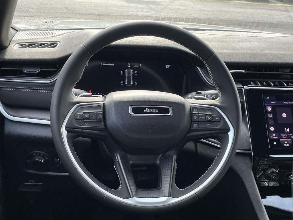 2026 Jeep Grand Cherokee GRAND CHEROKEE LAREDO 4X4