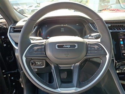 2025 Jeep Grand Cherokee GRAND CHEROKEE LAREDO X 4X4