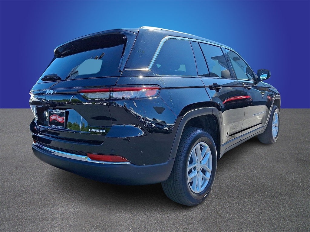 2025 Jeep Grand Cherokee GRAND CHEROKEE LAREDO X 4X4