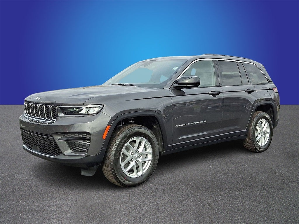 2025 Jeep Grand Cherokee GRAND CHEROKEE LAREDO X 4X4