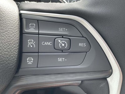 2025 Jeep Grand Cherokee GRAND CHEROKEE LAREDO X 4X4