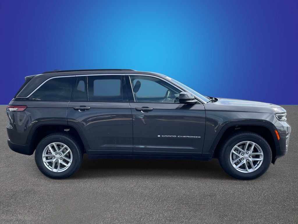 2026 Jeep Grand Cherokee GRAND CHEROKEE LAREDO X 4X4