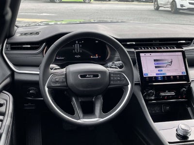 2027 Jeep Grand Cherokee GRAND CHEROKEE LAREDO 4X4