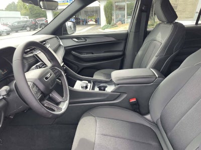 2027 Jeep Grand Cherokee GRAND CHEROKEE LAREDO 4X4