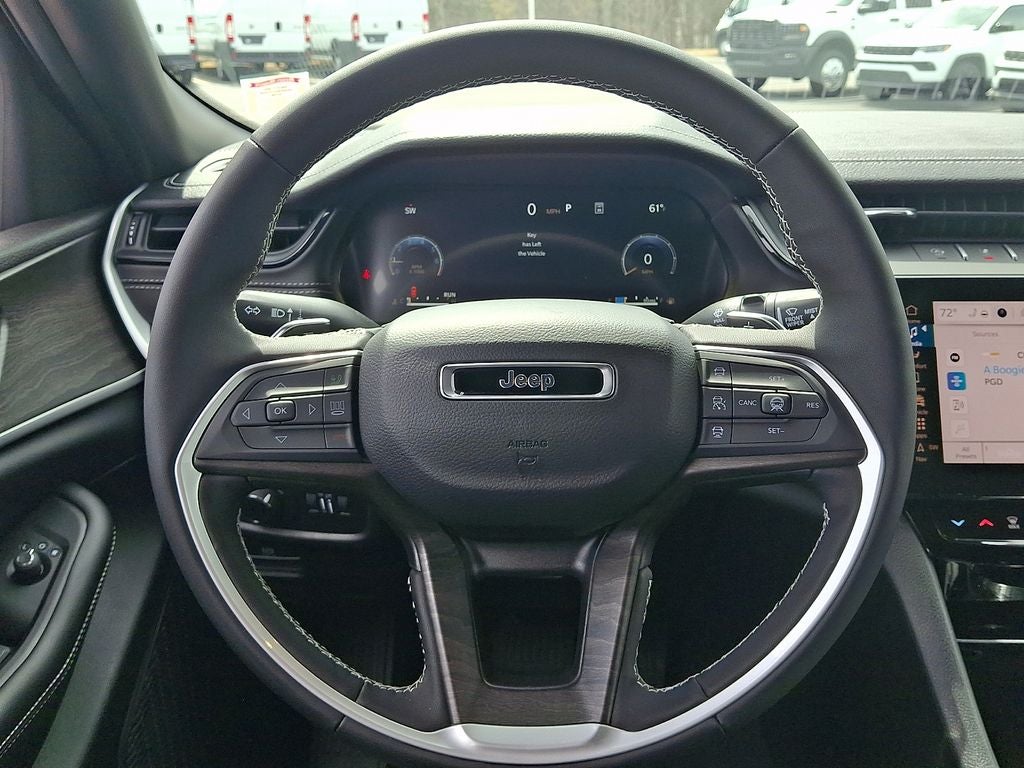 2026 Jeep Grand Cherokee GRAND CHEROKEE LAREDO ALTITUDE 4X4
