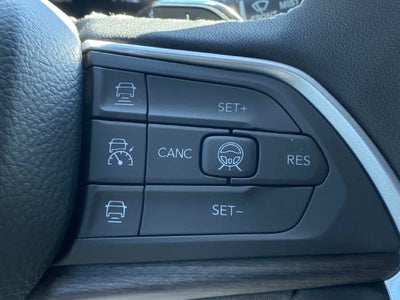 2027 Jeep Grand Cherokee GRAND CHEROKEE LAREDO ALTITUDE 4X4