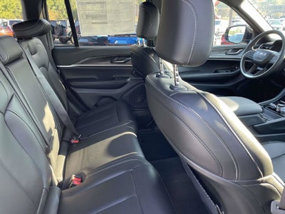 2027 Jeep Grand Cherokee GRAND CHEROKEE LIMITED 4X4
