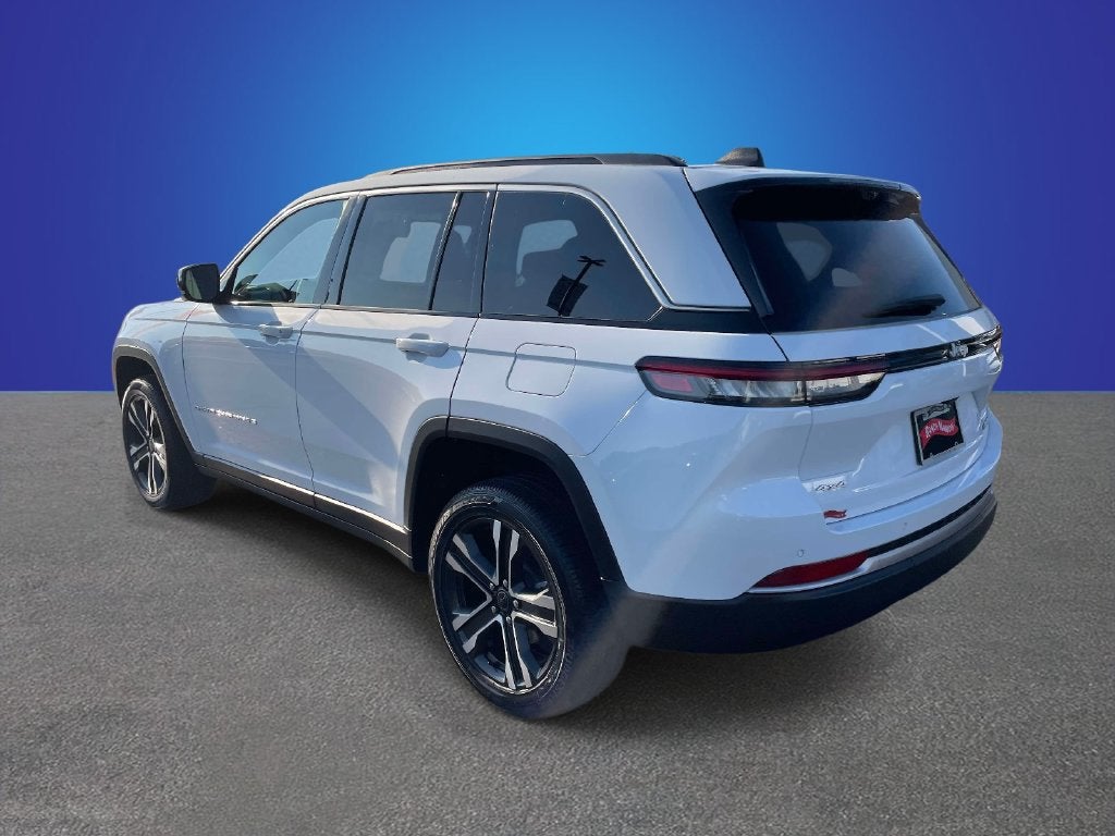2027 Jeep Grand Cherokee GRAND CHEROKEE LIMITED 4X4