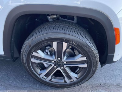 2027 Jeep Grand Cherokee GRAND CHEROKEE LIMITED 4X4