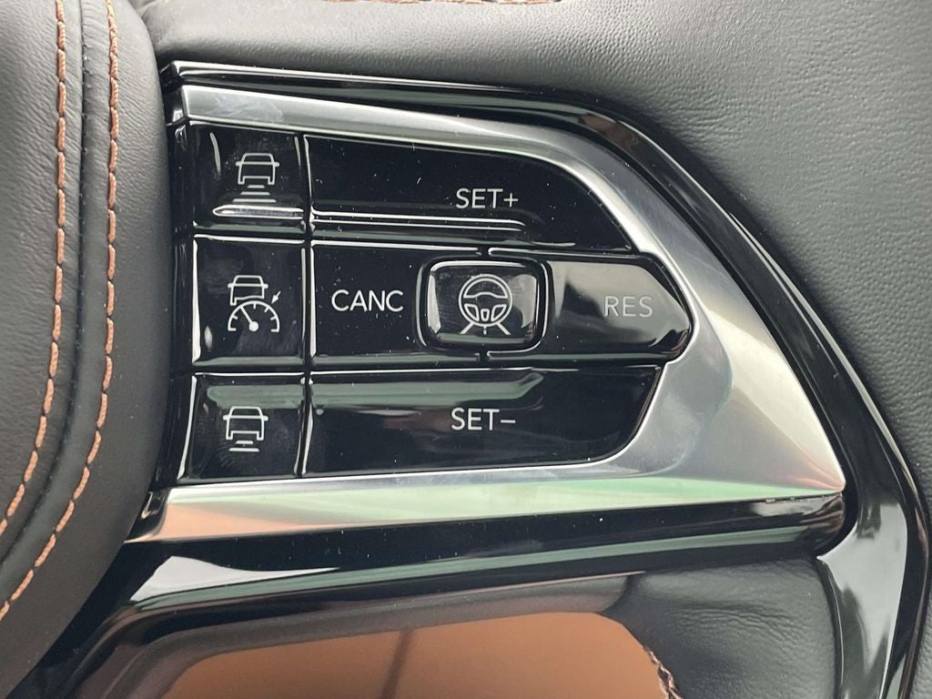 2026 Jeep Grand Cherokee GRAND CHEROKEE SUMMIT 4X4