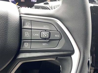 2025 Jeep Grand Cherokee L GRAND CHEROKEE L LAREDO X 4X4