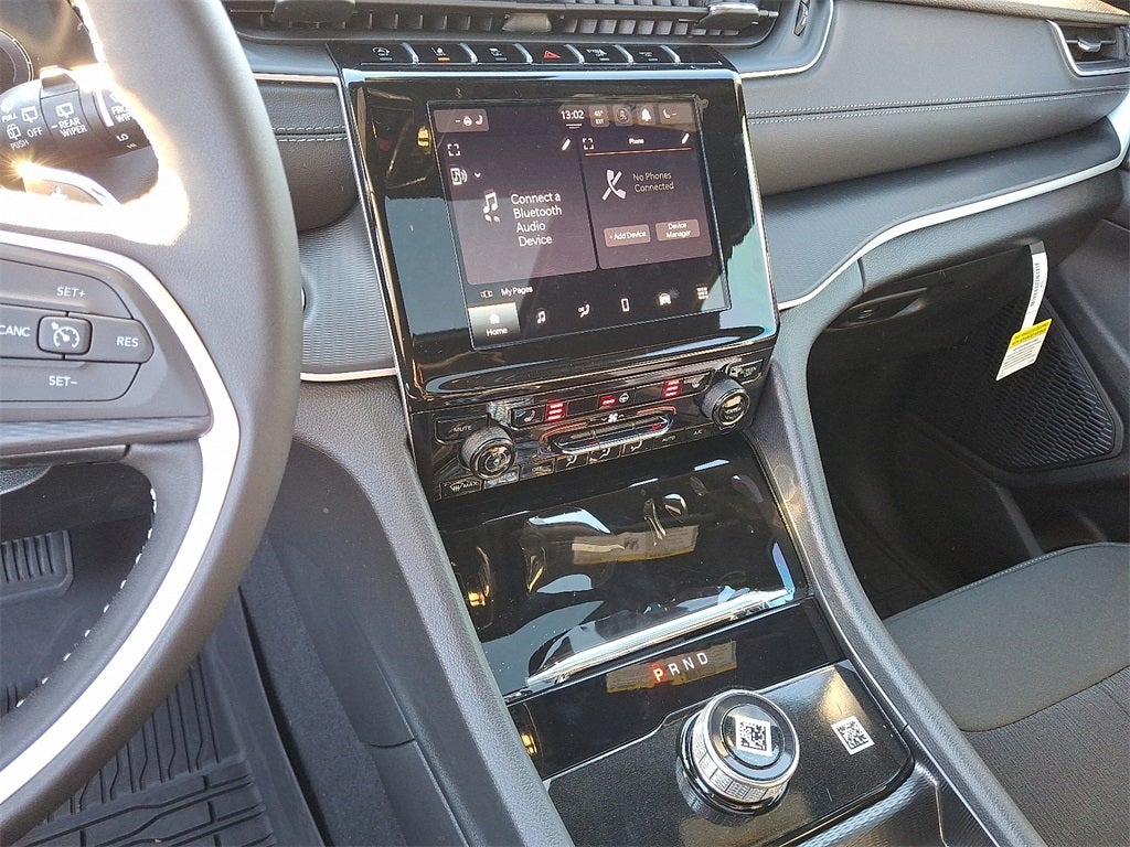 2025 Jeep Grand Cherokee L GRAND CHEROKEE L LAREDO X 4X4