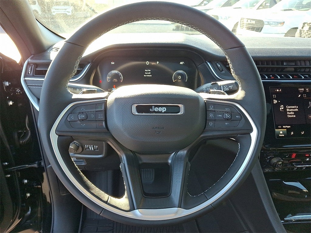 2025 Jeep Grand Cherokee L GRAND CHEROKEE L LAREDO X 4X4