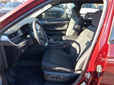 2025 Jeep Grand Cherokee L GRAND CHEROKEE L LAREDO X 4X4