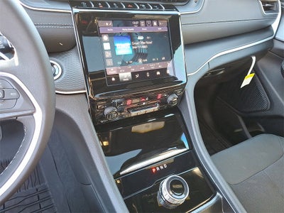 2025 Jeep Grand Cherokee L GRAND CHEROKEE L LAREDO X 4X4