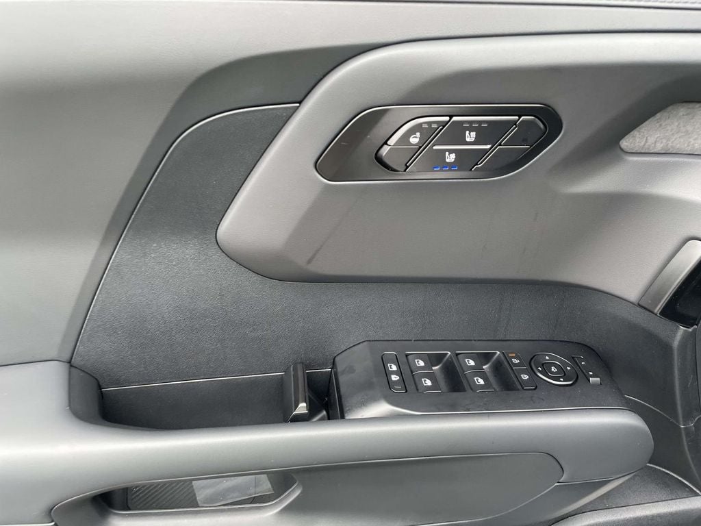 2026 Jeep Grand Cherokee L GRAND CHEROKEE L LAREDO ALTITUDE 4X4