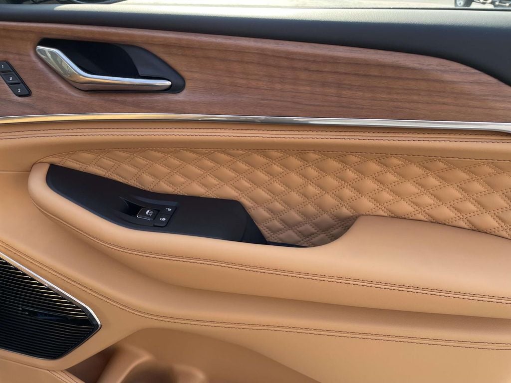 2026 Jeep Grand Cherokee L GRAND CHEROKEE L SUMMIT 4X4