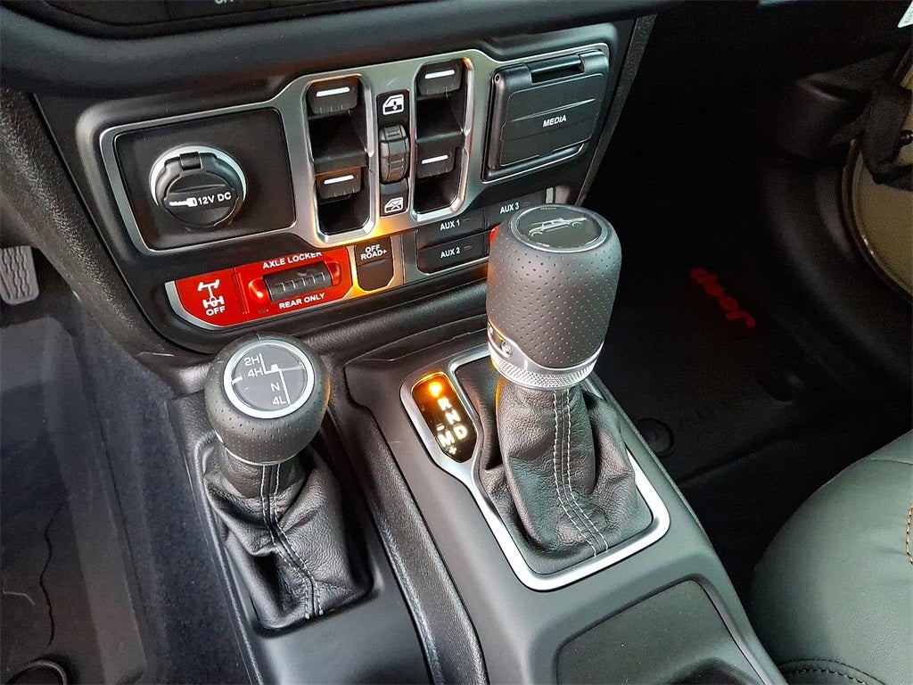 2025 Jeep Gladiator GLADIATOR MOJAVE 4X4