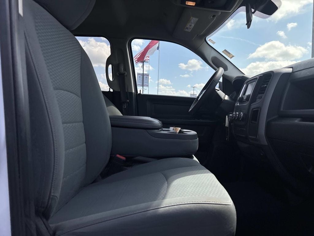 2019 RAM 1500 Classic Express Quad Cab 4x2 6'4' Box