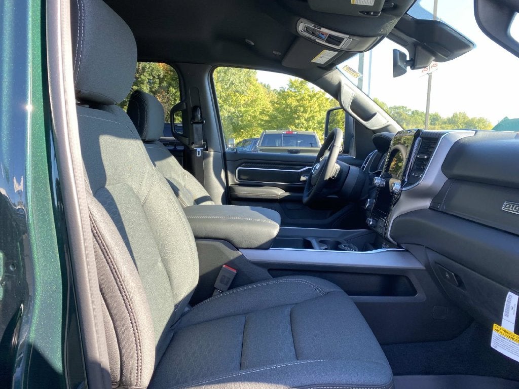 2027 RAM 1500 RAM 1500 BIG HORN CREW CAB 4X2 5'7' BOX
