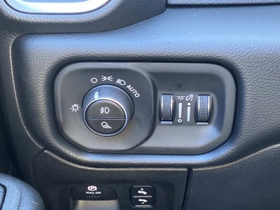 2027 RAM 1500 RAM 1500 BIG HORN CREW CAB 4X2 5'7' BOX