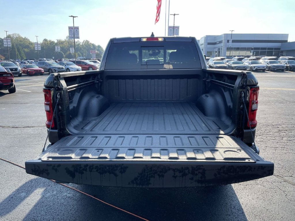 2027 RAM 1500 RAM 1500 BIG HORN CREW CAB 4X2 5'7' BOX