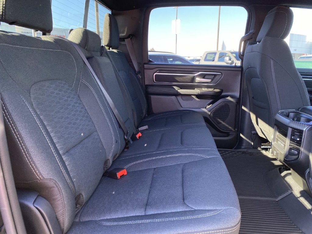 2027 RAM 1500 RAM 1500 BIG HORN CREW CAB 4X2 5'7' BOX