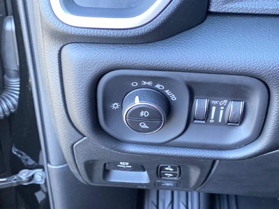2027 RAM 1500 RAM 1500 BIG HORN CREW CAB 4X2 5'7' BOX